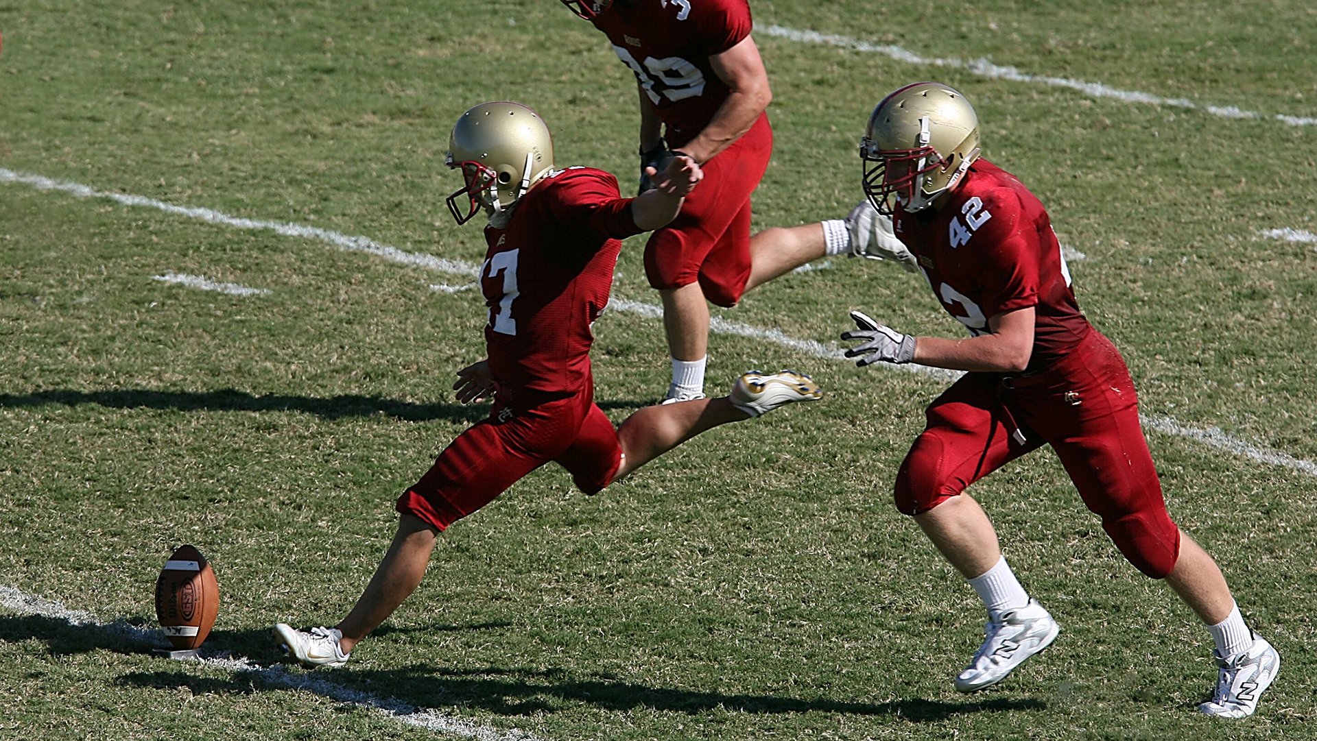 体育科技革新竞技场，智能穿戴与数据分析引领未来赛事